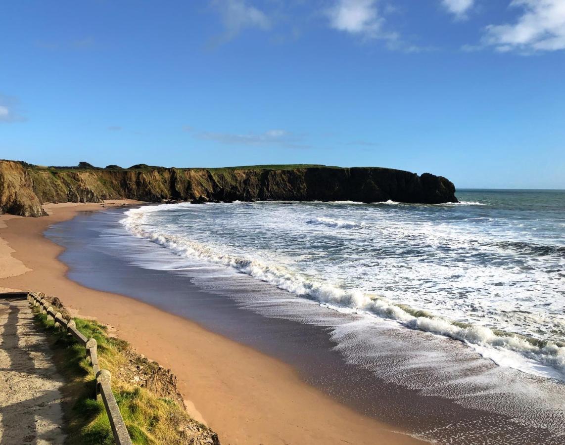 Thistledown Lodge Fethard on Sea Exterior photo