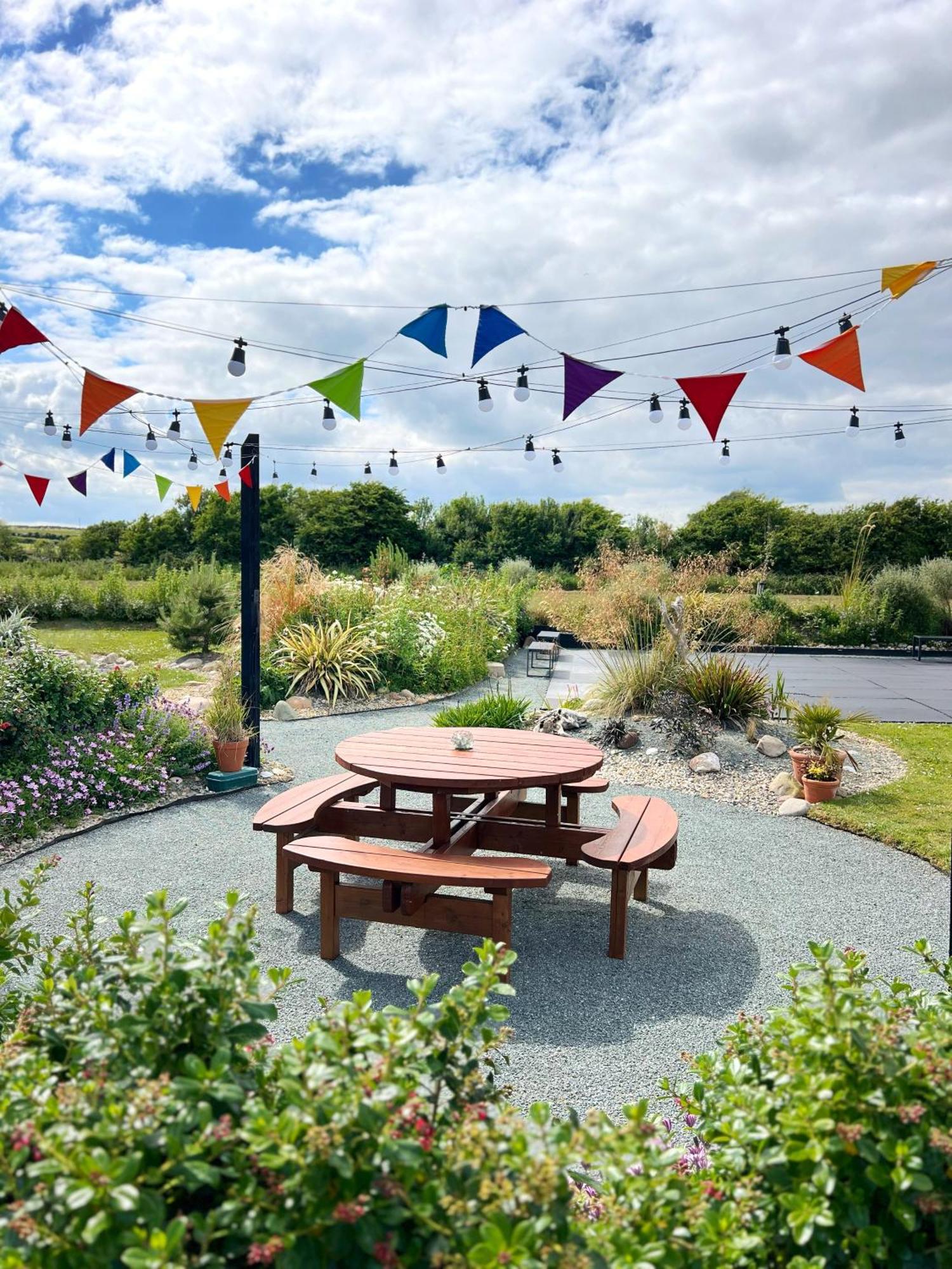 Thistledown Lodge Fethard on Sea Exterior photo